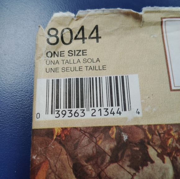 Simplicity Sewing Pattern 8044 Decorative Throw Couch Chair Bed Pillows - Picture 2 of 4